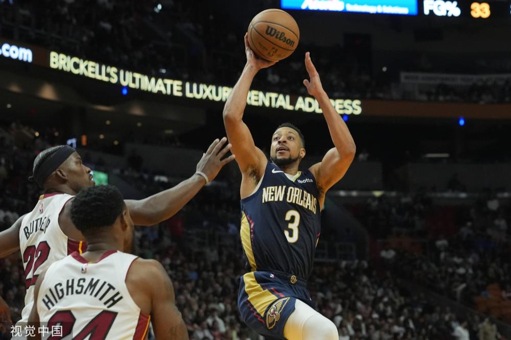 传将首战对 传将首战对