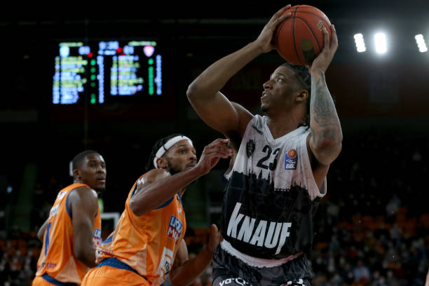 可能使姆巴 可能使姆巴